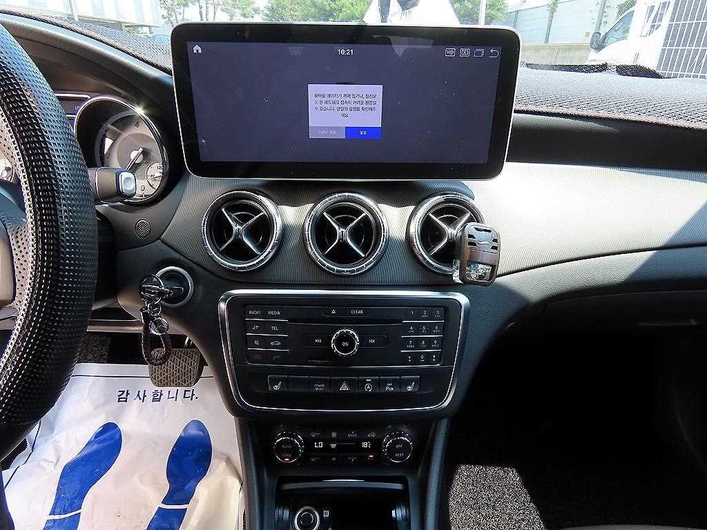 벤츠 CLA 클래스 CLA클래스 CLA 200d 이미지 12