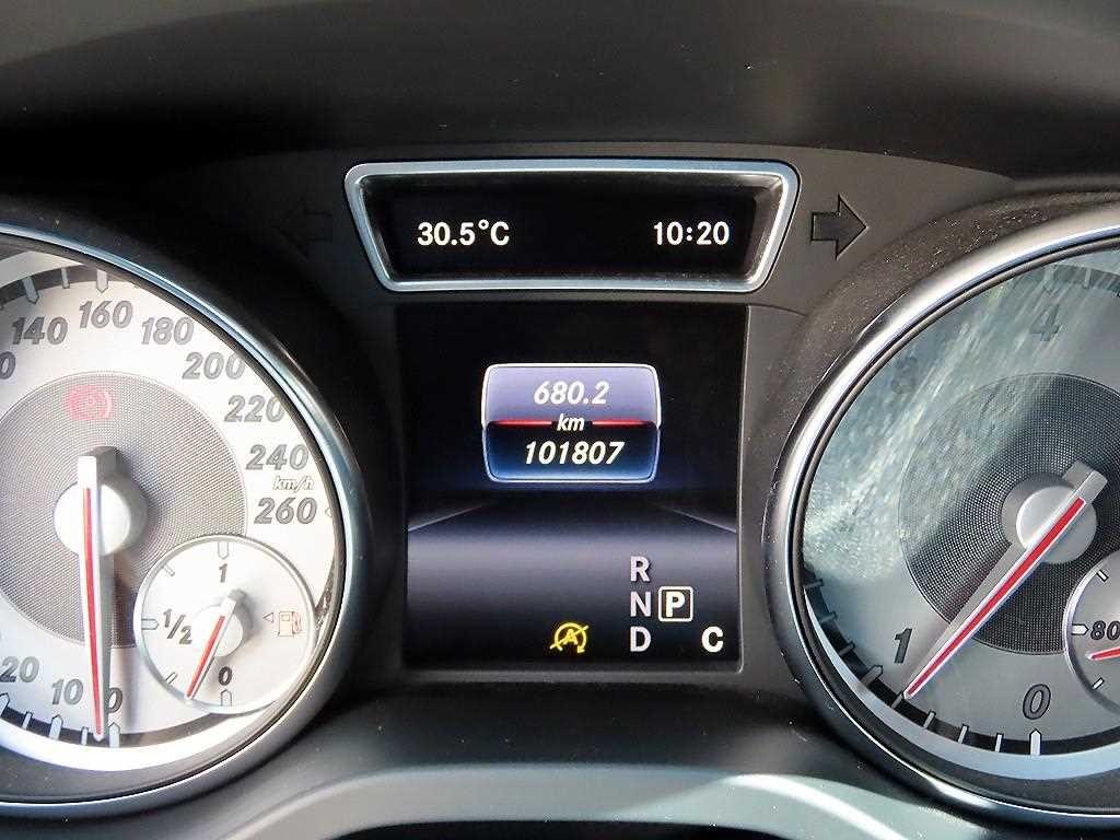 벤츠 CLA 클래스 CLA클래스 CLA 200d 이미지 9