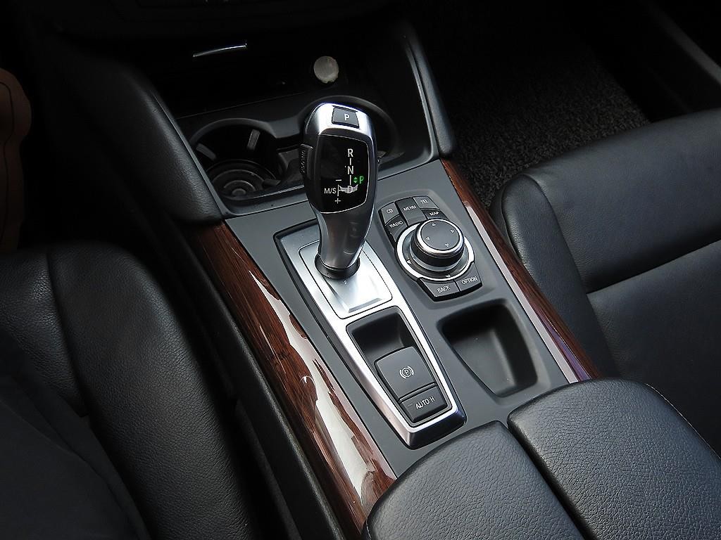BMW X6 X6 (E71) 30 D 이미지 11