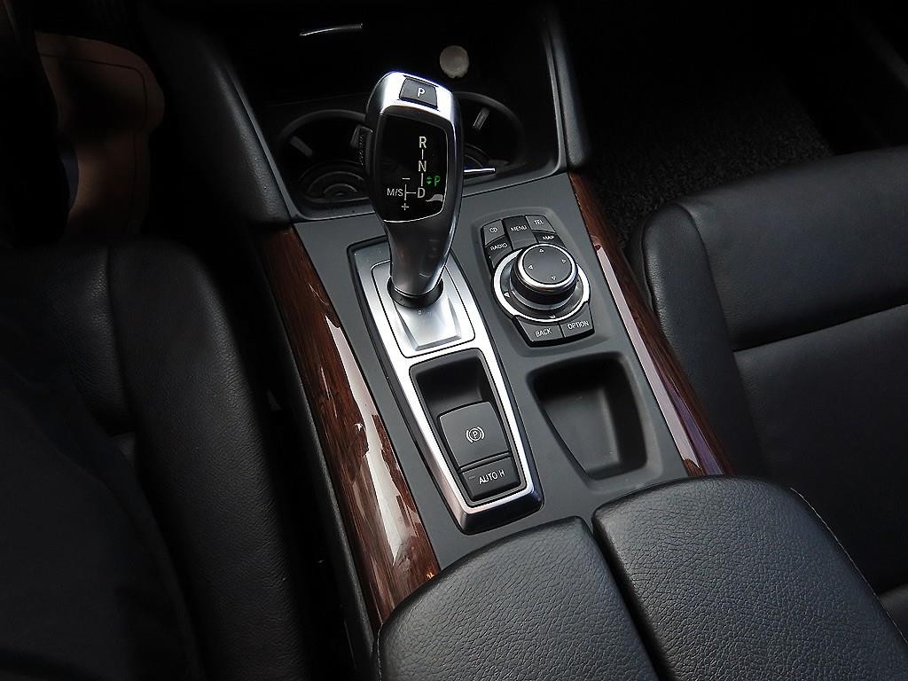 BMW X6 X6 (E71) 30 D 이미지 13