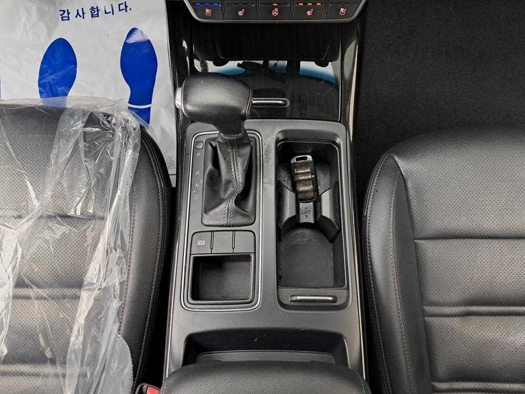 기아 쏘렌토 더 뉴 쏘렌토 가솔린 2.0 터보 2WD 프레스티지 이미지 14