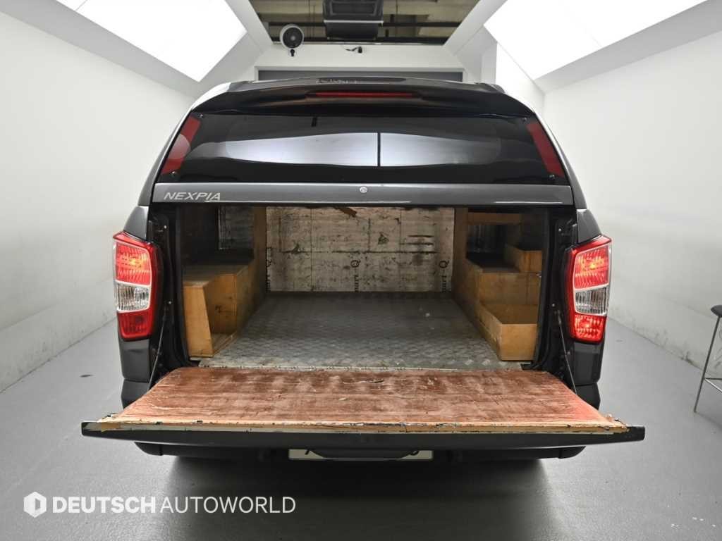 KG모빌리티(쌍용) 렉스턴 렉스턴 스포츠 4WD 디젤 2.2 프레스티지 이미지 19