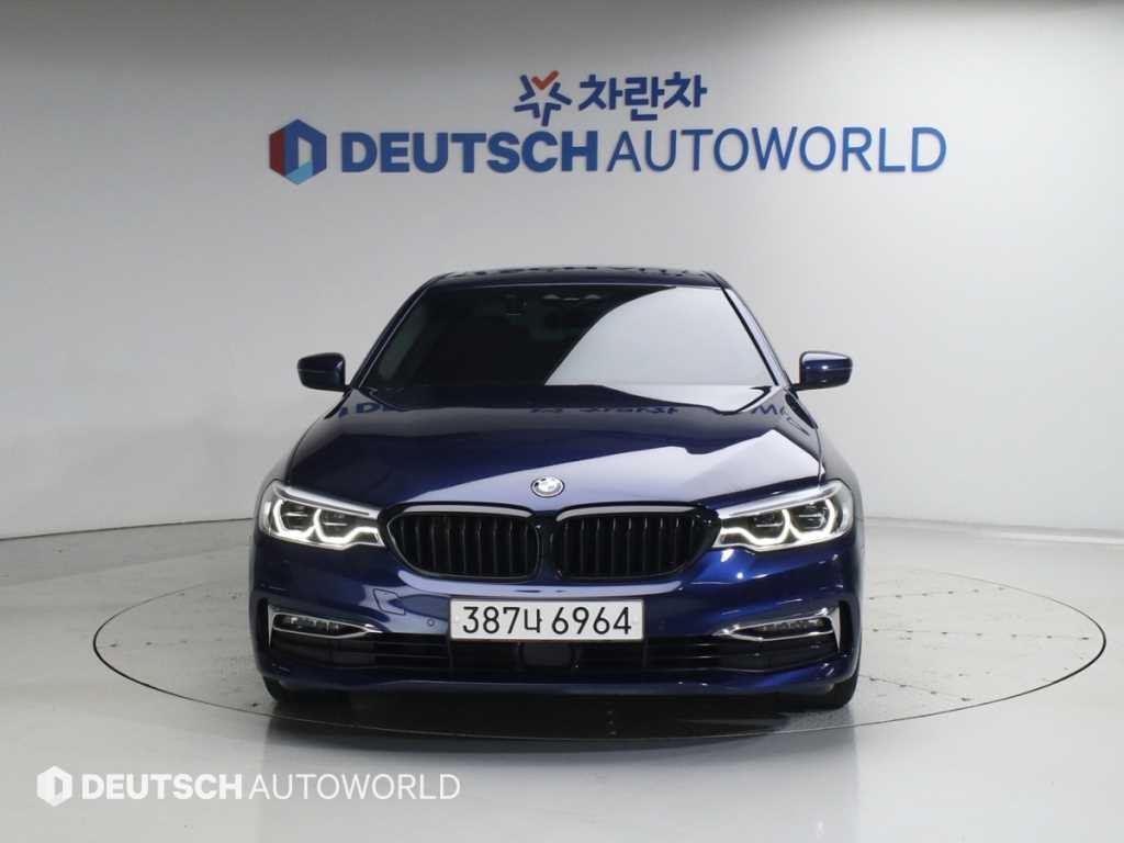 BMW 5시리즈 5시리즈 (G30) 520d 럭셔리 플러스 이미지 3