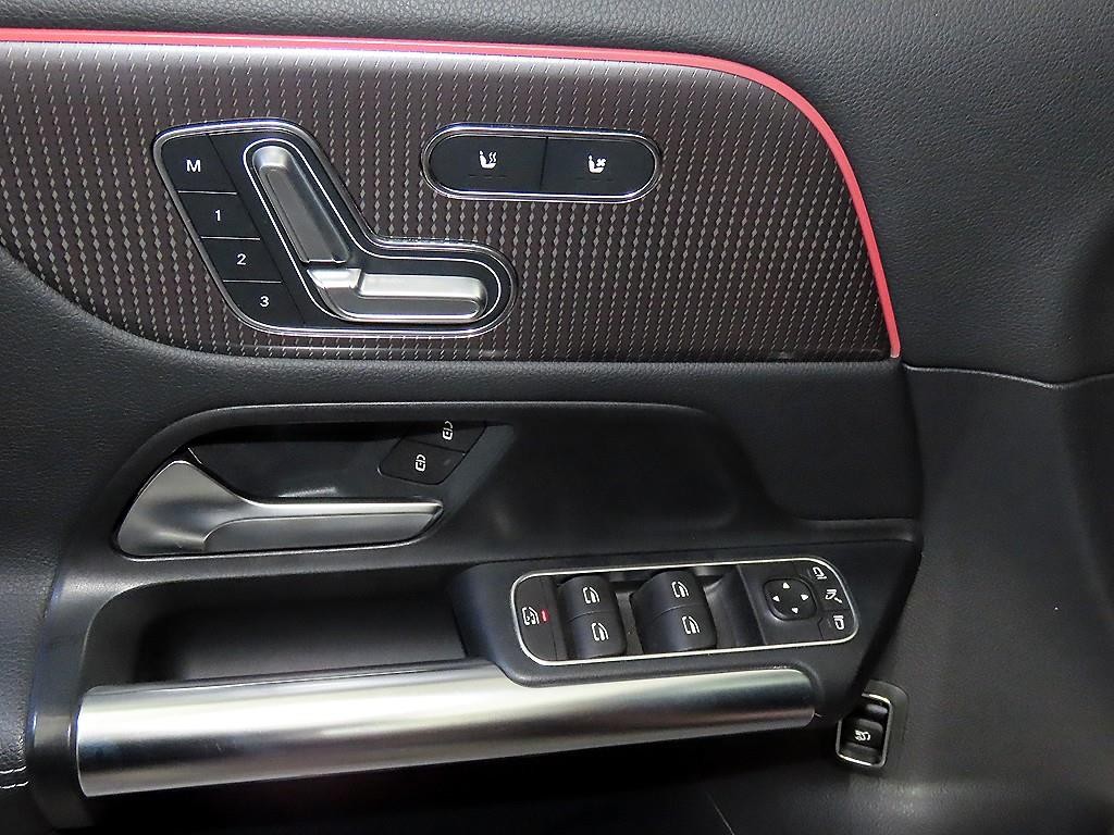 벤츠 EQA EQA H243 EQA 250 AMG 패키지 플러스 이미지 13