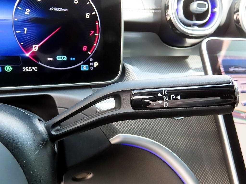 벤츠 C 클래스 C클래스 W206 C300 AMG 라인 이미지 11