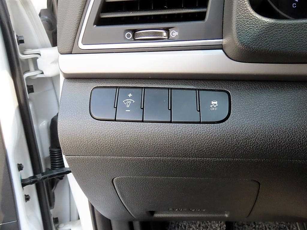 현대 아반떼 아반떼 AD 1.6 GDI 모던 이미지 11