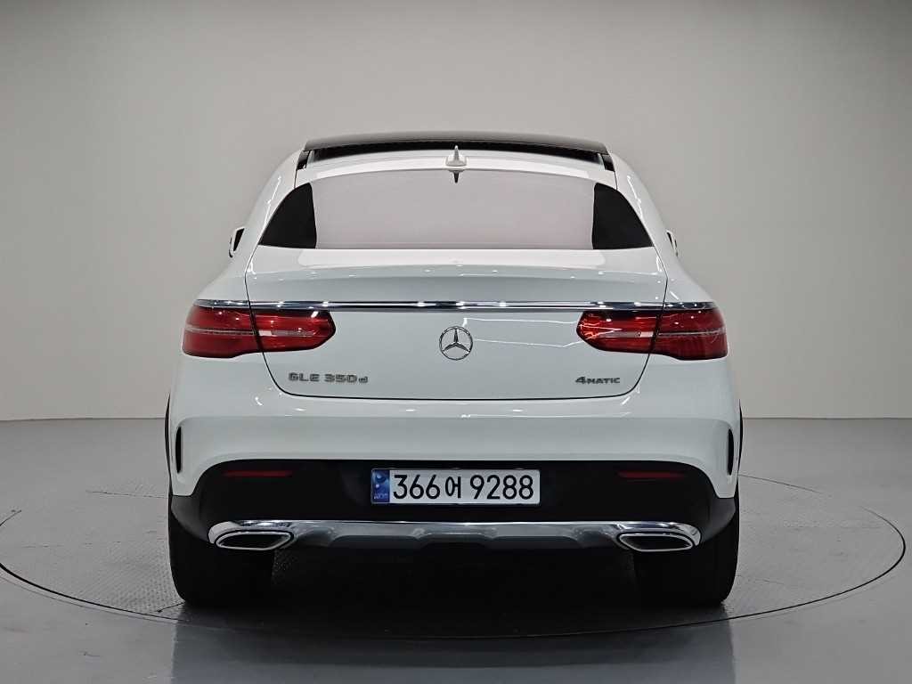 벤츠 GLE 클래스 GLE 클래스 W166 GLE 350 d 4MATIC 쿠페 이미지 3