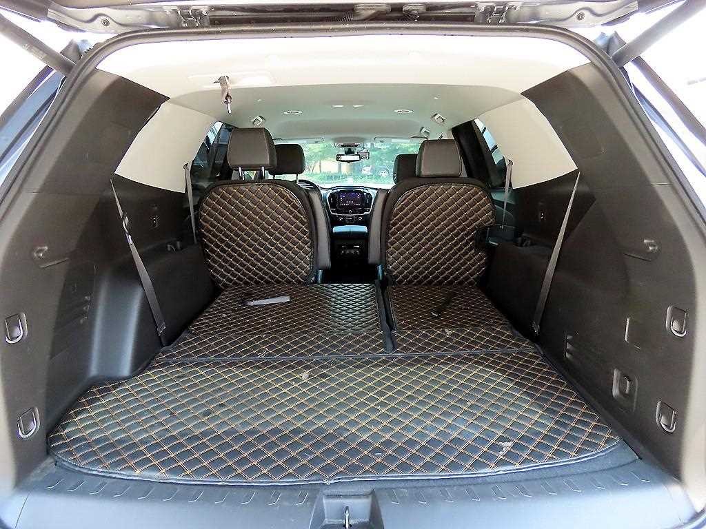 쉐보레 트래버스 3.6 AWD 프리미어 이미지 17