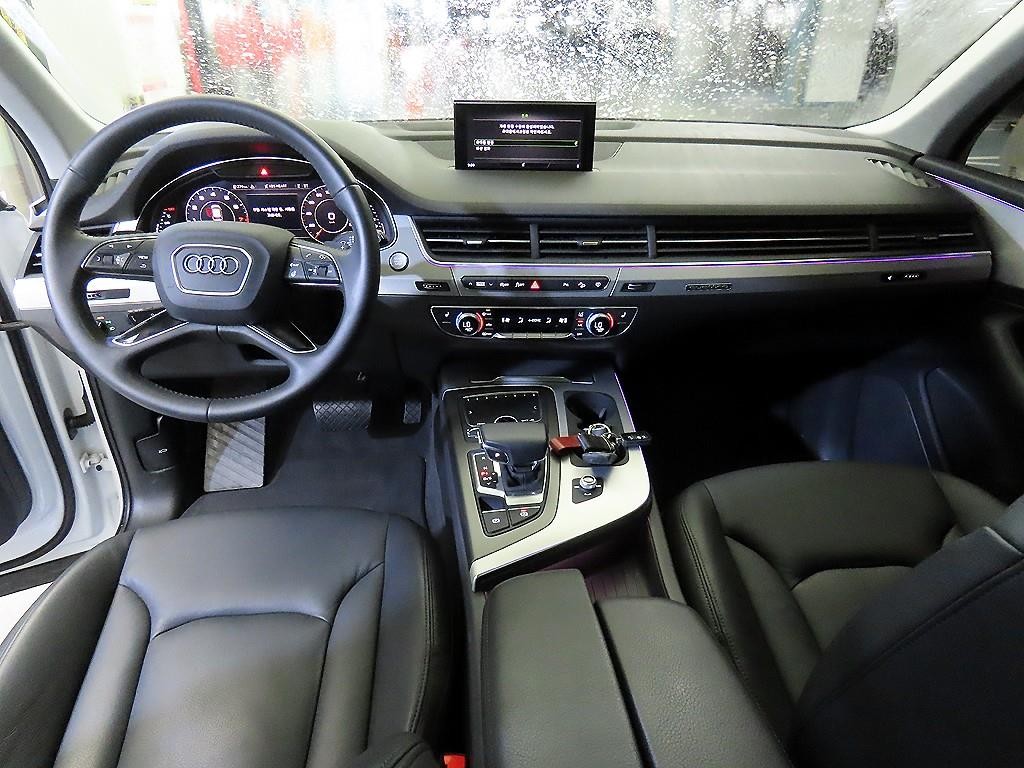 아우디 Q7 Q7 (4M) 45 TFSI 콰트로 이미지 10