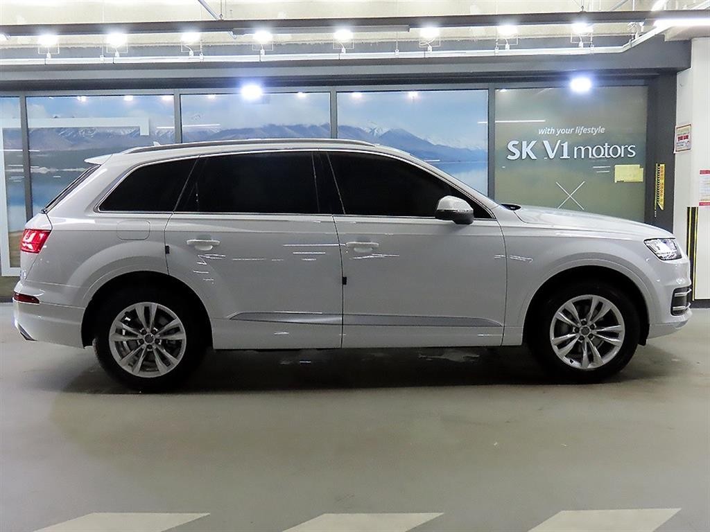아우디 Q7 Q7 (4M) 45 TFSI 콰트로 이미지 3