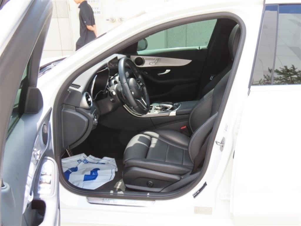 벤츠 C 클래스 C클래스 W205 C200 AMG LINE 이미지 13