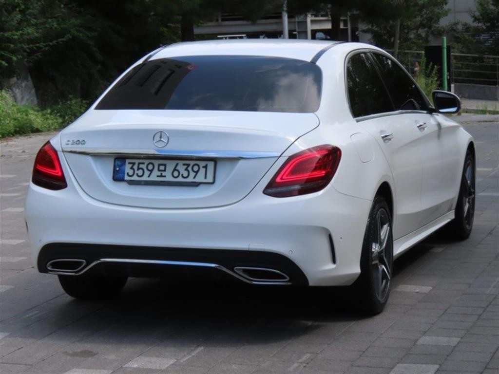 벤츠 C 클래스 C클래스 W205 C200 AMG LINE 이미지 3
