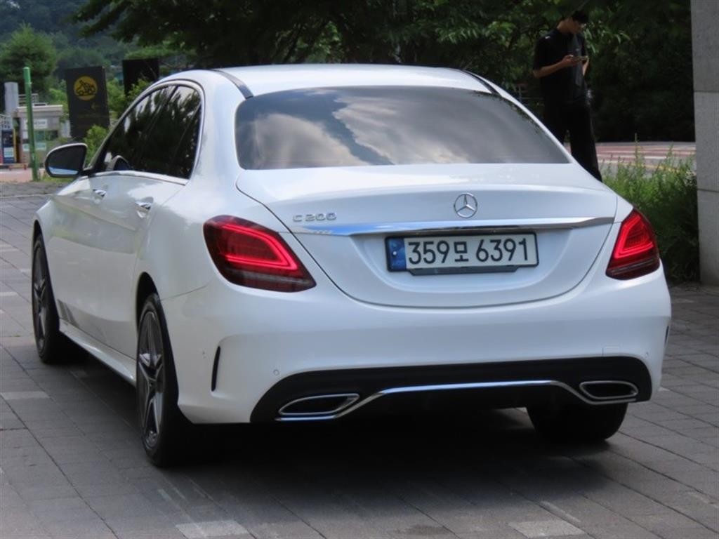 벤츠 C 클래스 C클래스 W205 C200 AMG LINE 이미지 4