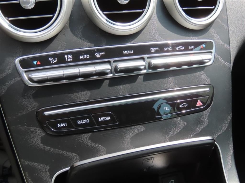 벤츠 C 클래스 C클래스 W205 C200 AMG LINE 이미지 8