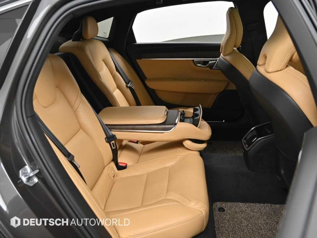 볼보 S90 B5 인스크립션 이미지 13