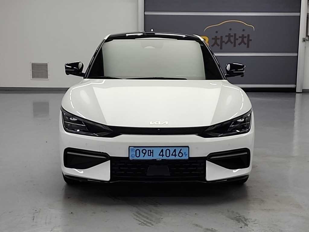 기아 EV6 롱레인지 GT Line 이미지 2