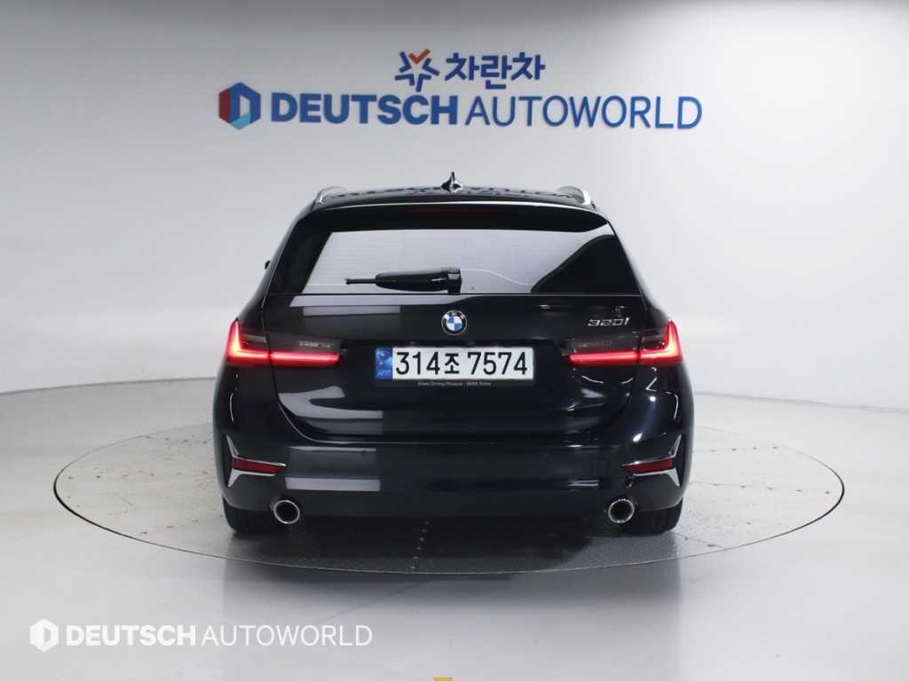 BMW 3시리즈 3시리즈 (G20) 320i 투어링 럭셔리 이미지 4