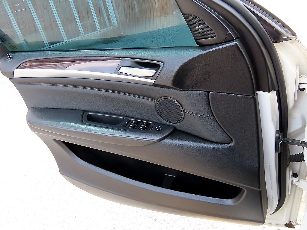 BMW X6 X6 (E71) 30 D 이미지 11