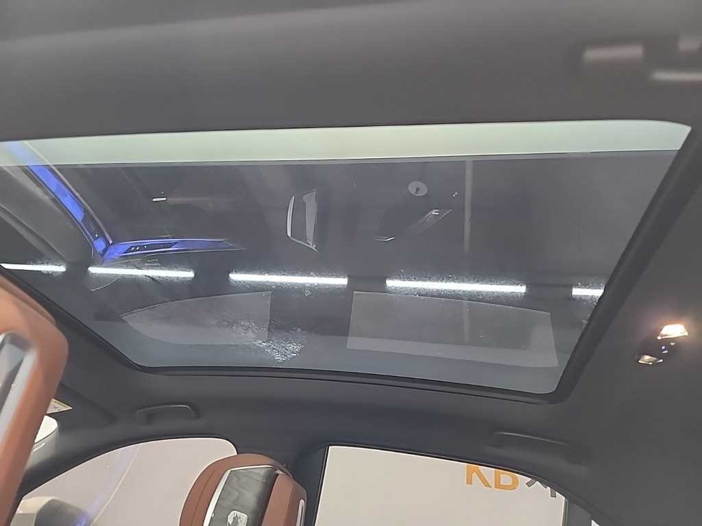 BMW 7시리즈 7시리즈 (G70) 740d xDrive M 스포츠 이미지 15