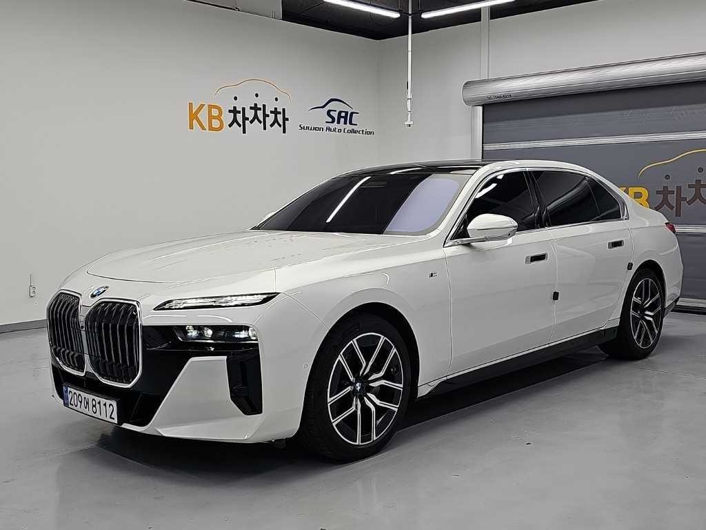 BMW 7시리즈 7시리즈 (G70) 740d xDrive M 스포츠 이미지 2