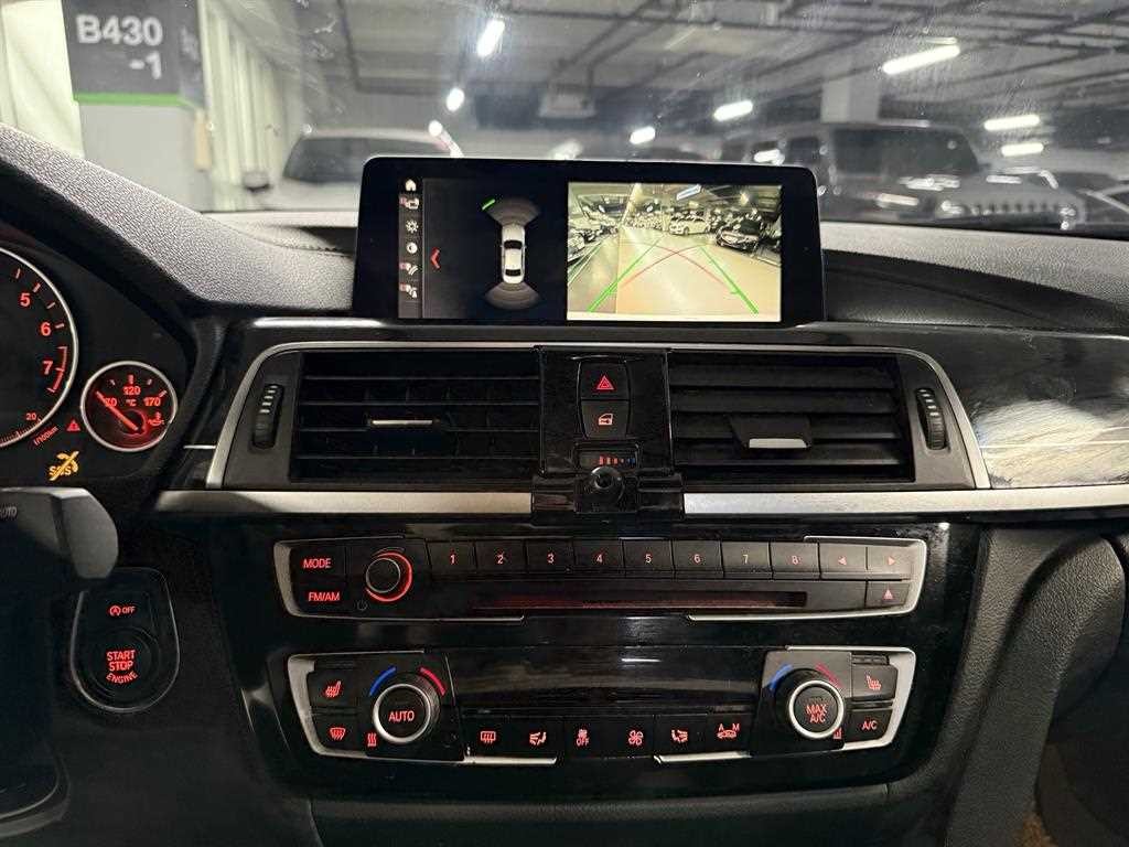 BMW 3시리즈 3시리즈 (F30) 320i 럭셔리 이미지 15