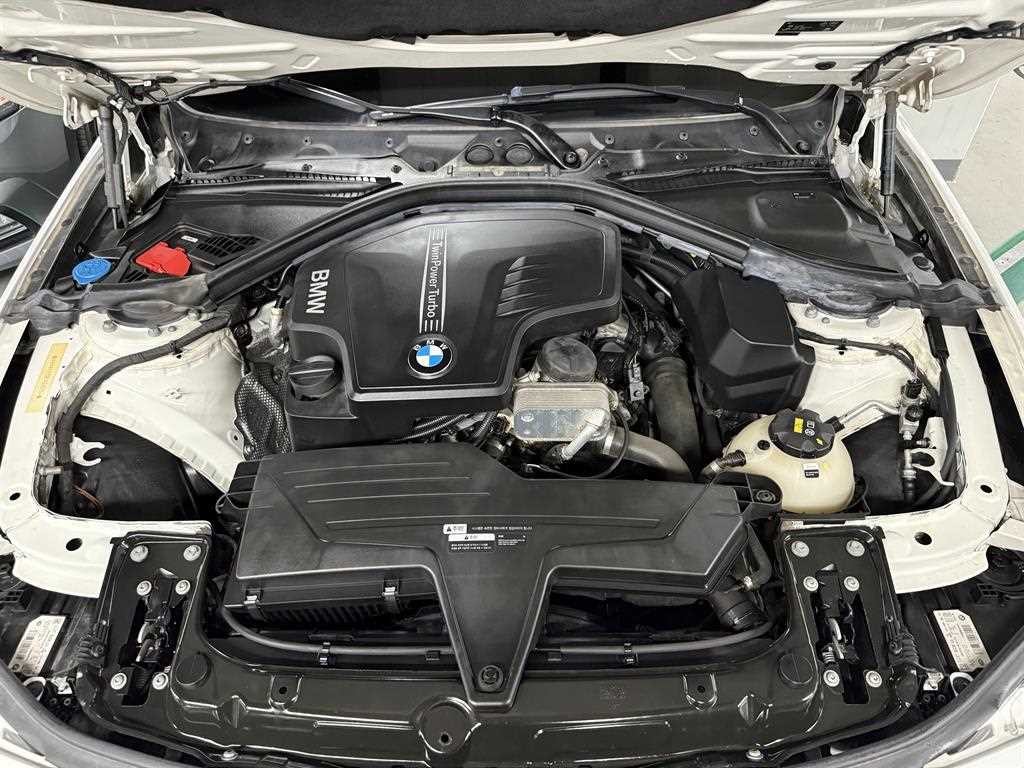 BMW 3시리즈 3시리즈 (F30) 320i 럭셔리 이미지 20