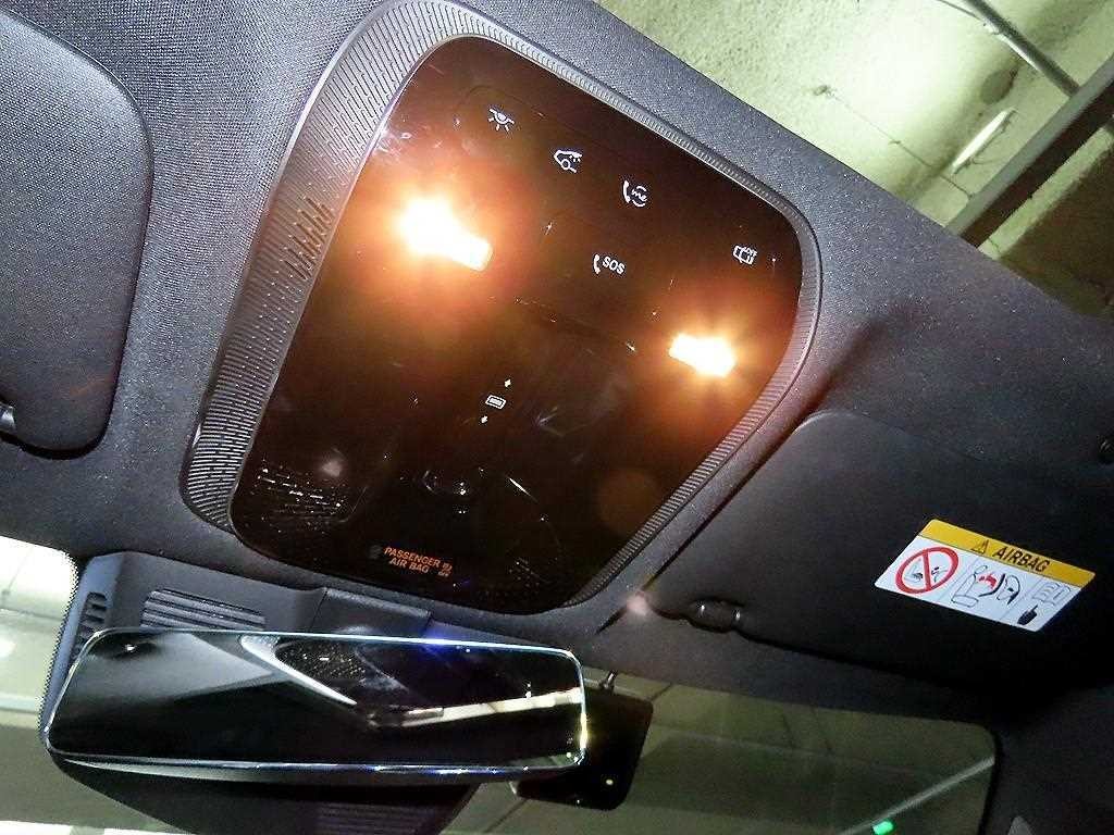벤츠 C 클래스 C클래스 W206 C300 4MATIC 아방가르드 이미지 17