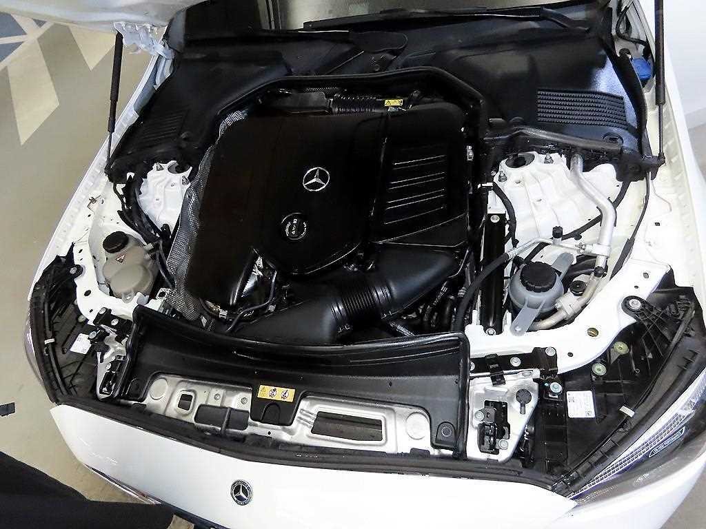 벤츠 C 클래스 C클래스 W206 C300 4MATIC 아방가르드 이미지 19