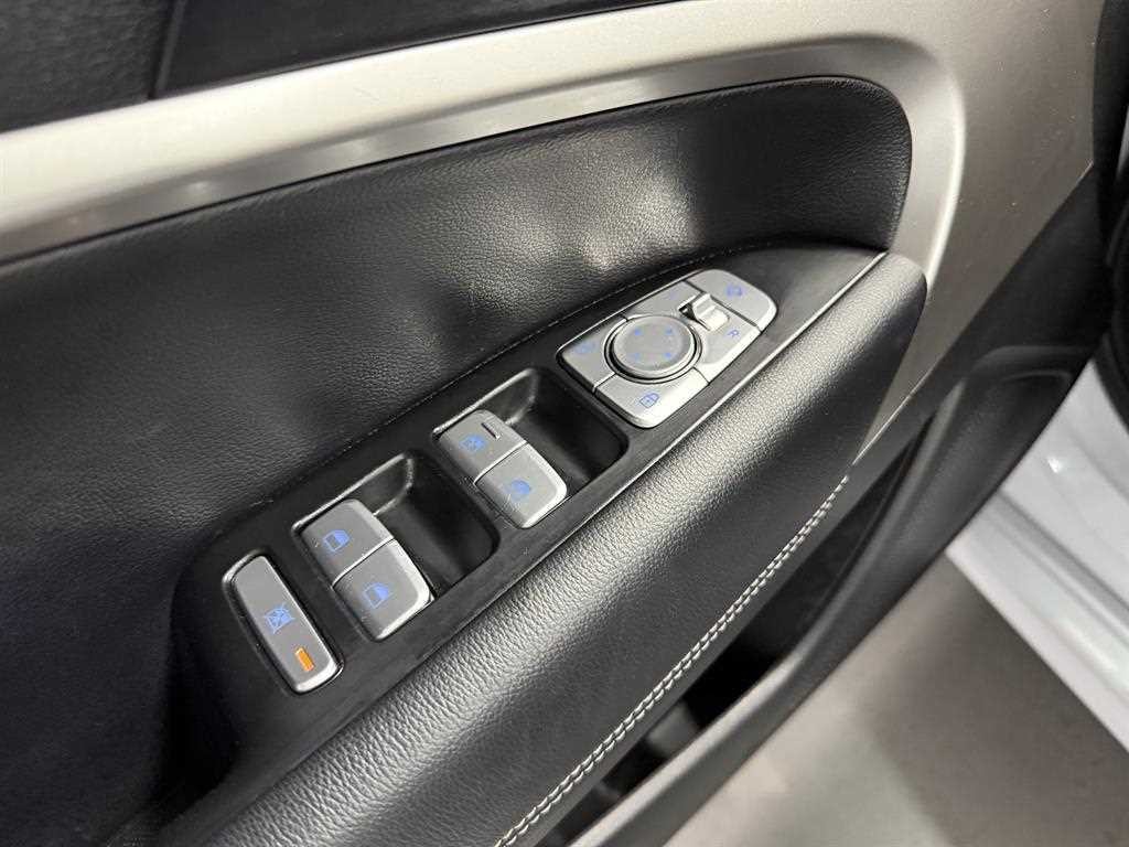 제네시스 G70 2.0T 어드밴스드 이미지 13