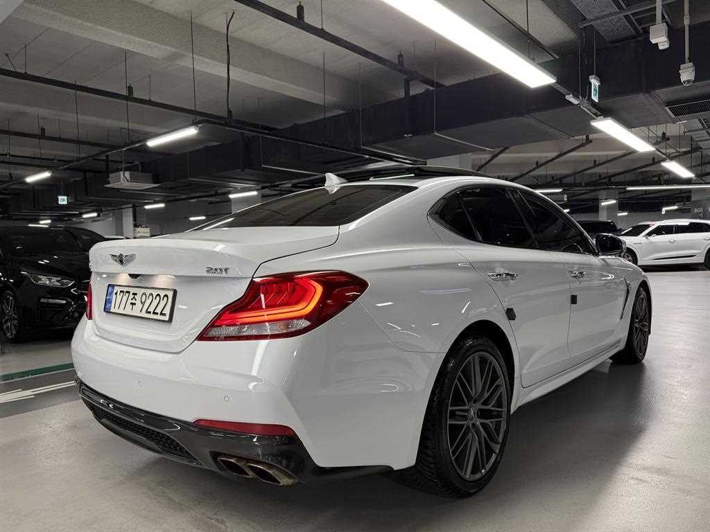 제네시스 G70 2.0T 어드밴스드 이미지 4