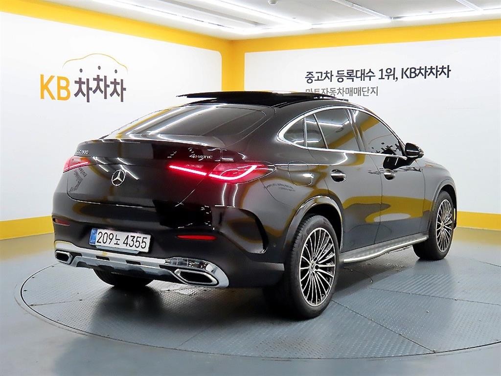 벤츠 GLC 클래스 GLC클래스 X254 GLC300 4MATIC 쿠페 이미지 4