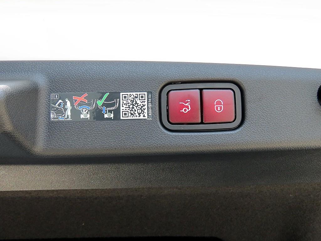 벤츠 E 클래스 E-클래스 W214 E200 아방가르드 리미티드 이미지 18