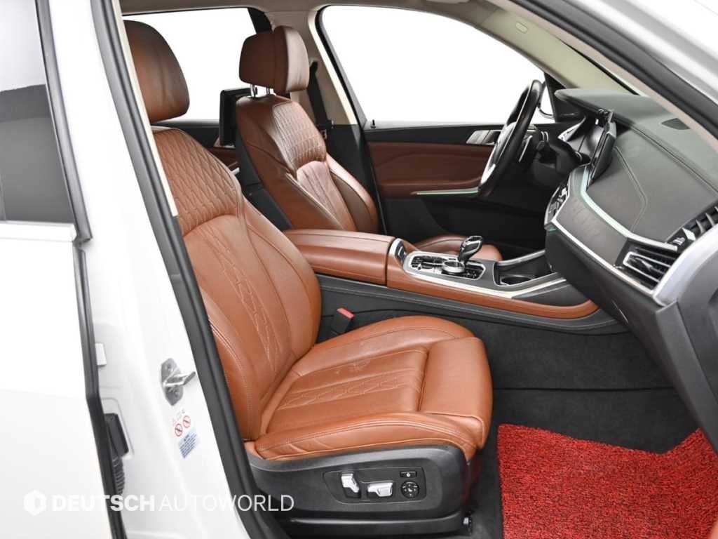 BMW X7 X7 (G07) xDrive 30d 디자인 퓨어 엑셀런스 6인승 이미지 10