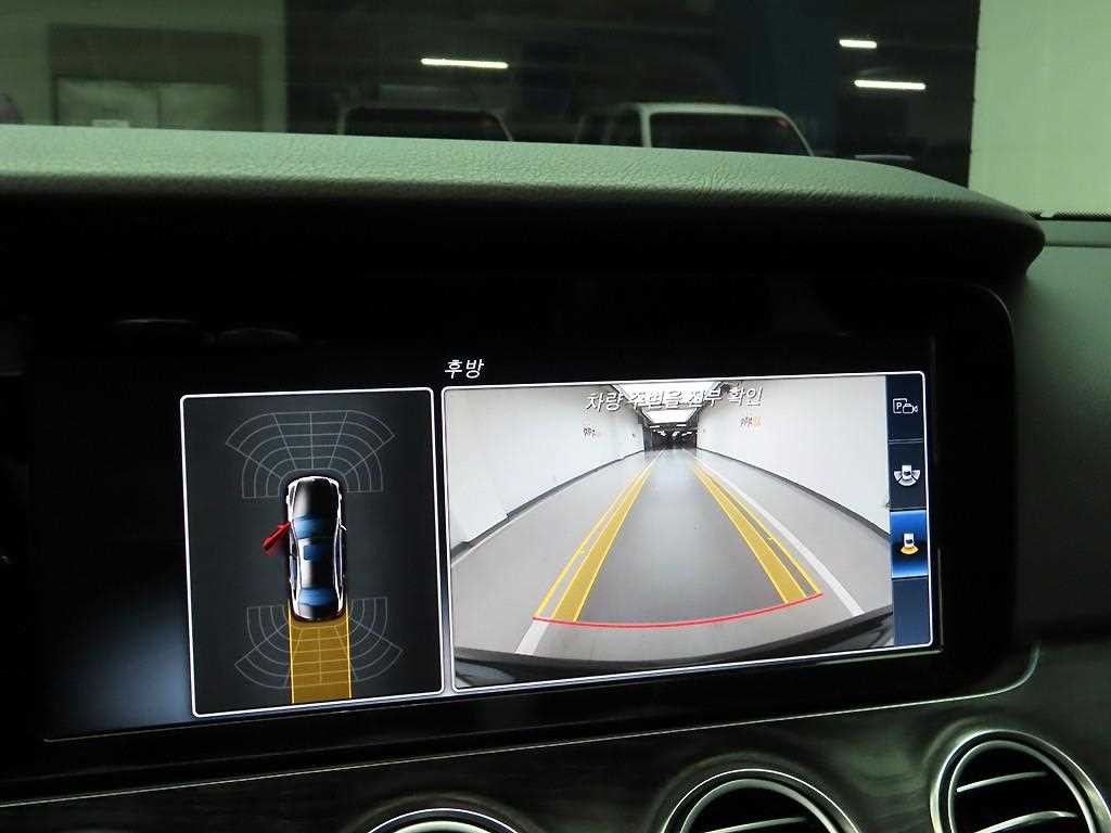 벤츠 E 클래스 E-클래스 W213 E220d 아방가르드 이미지 14