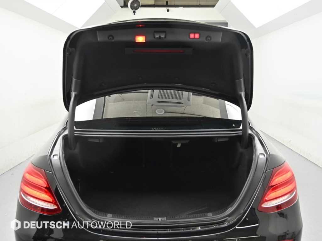 벤츠 E 클래스 E-클래스 W213 E220d 4MATIC 익스클루시브 이미지 19