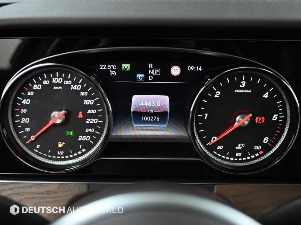 벤츠 E 클래스 E-클래스 W213 E220d 4MATIC 익스클루시브 이미지 8