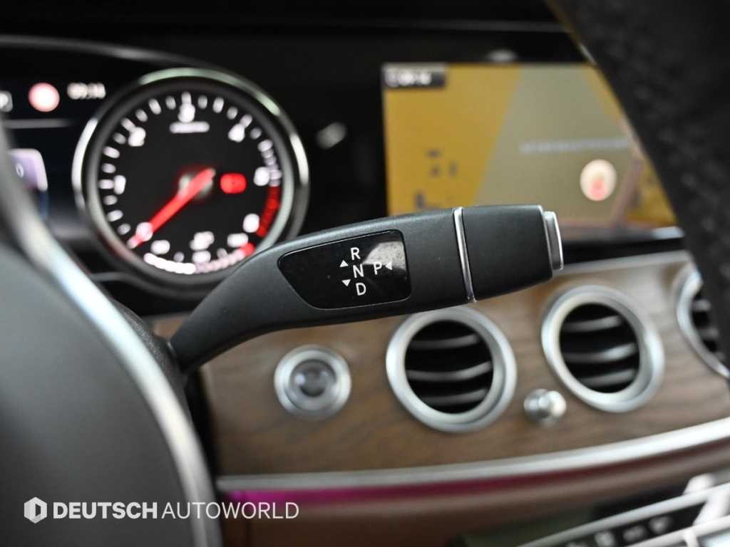 벤츠 E 클래스 E-클래스 W213 E220d 4MATIC 익스클루시브 이미지 9