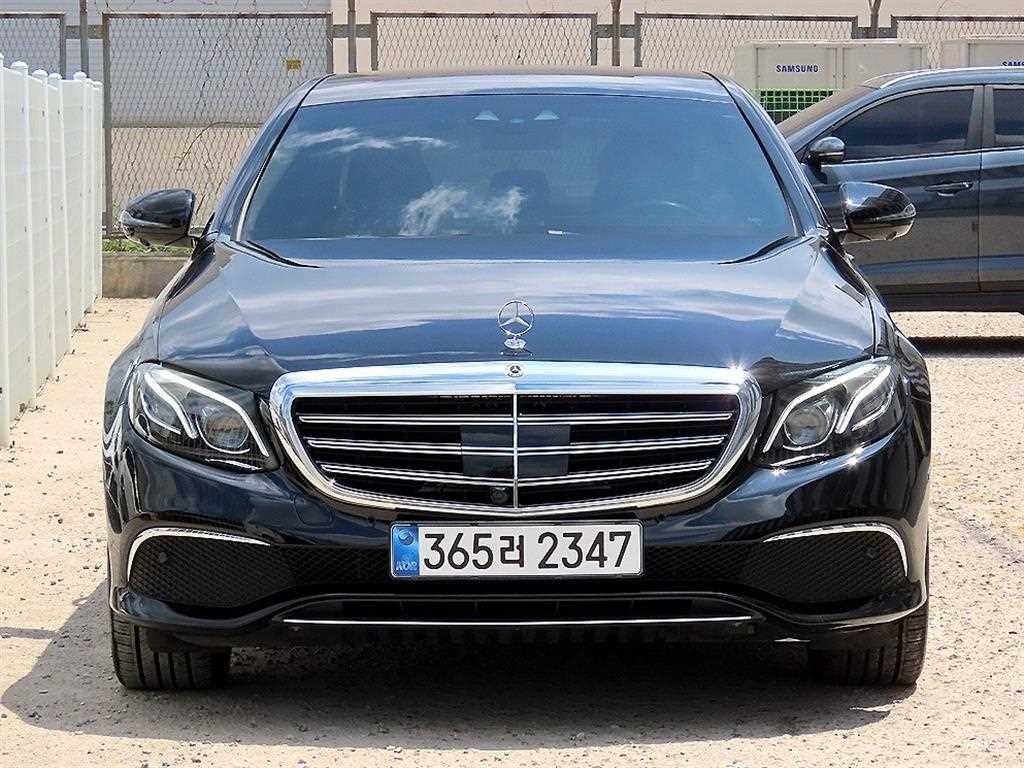 벤츠 E 클래스 E-클래스 W213 E450 4MATIC 익스클루시브 이미지 1