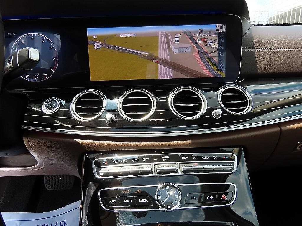 벤츠 E 클래스 E-클래스 W213 E450 4MATIC 익스클루시브 이미지 15