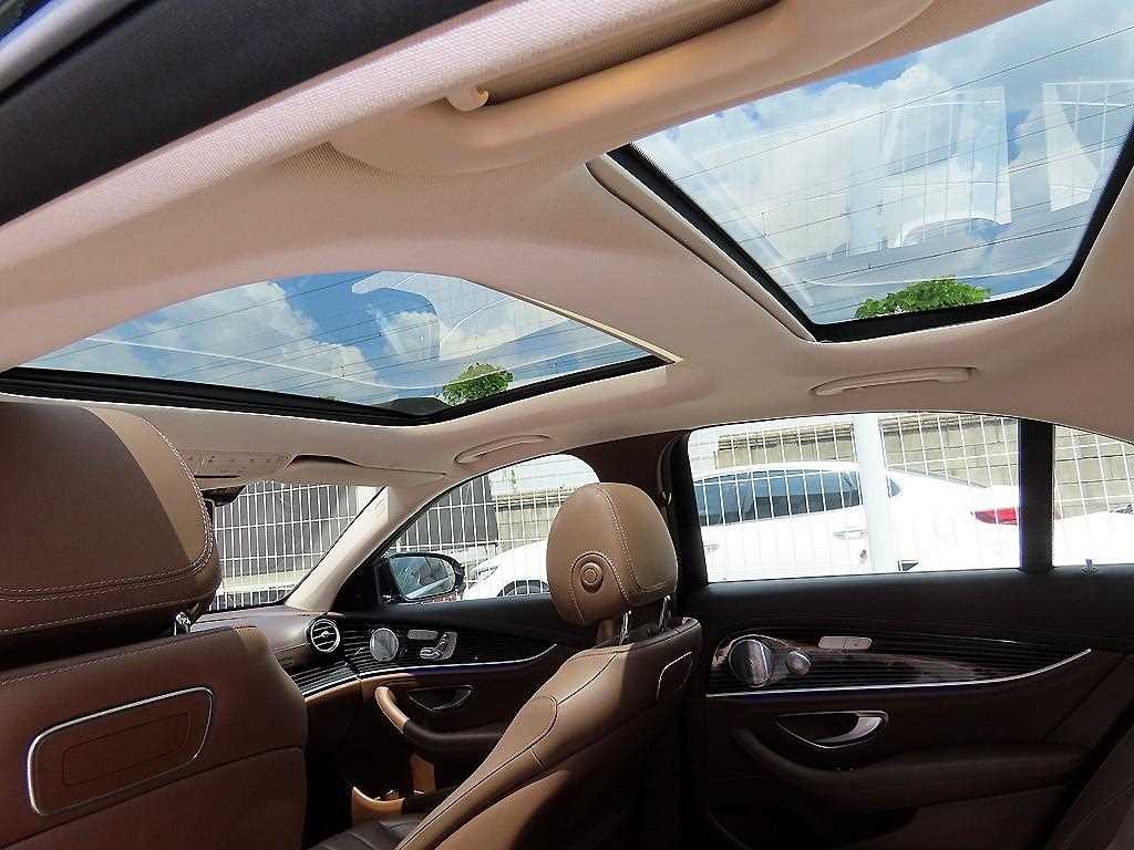 벤츠 E 클래스 E-클래스 W213 E450 4MATIC 익스클루시브 이미지 16