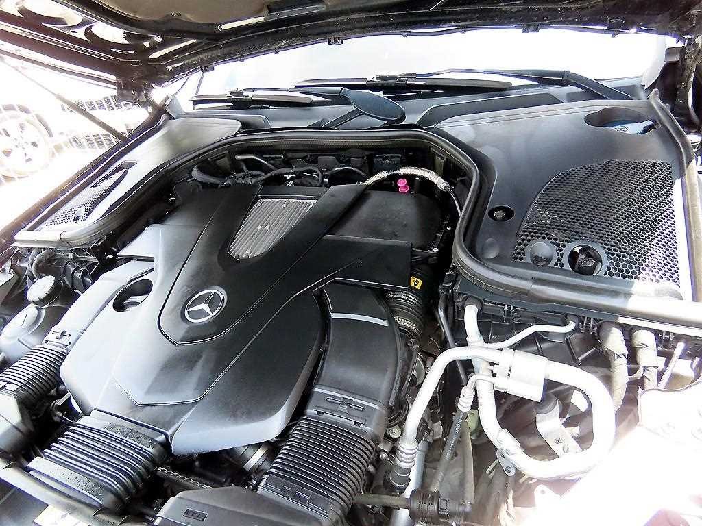 벤츠 E 클래스 E-클래스 W213 E450 4MATIC 익스클루시브 이미지 19