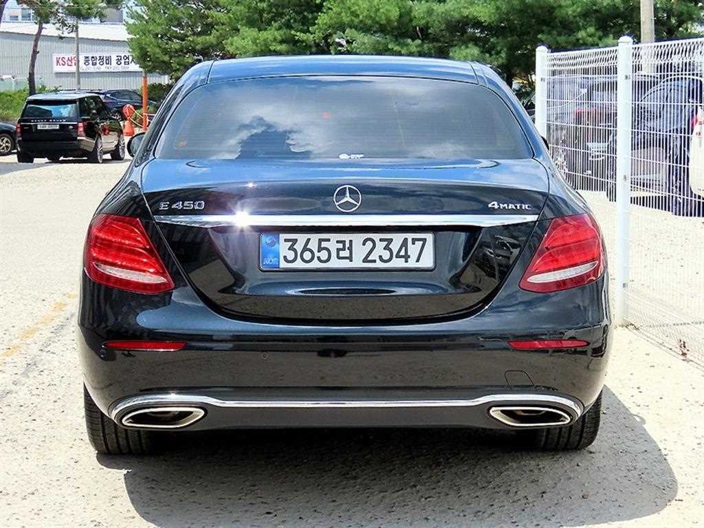 벤츠 E 클래스 E-클래스 W213 E450 4MATIC 익스클루시브 이미지 4