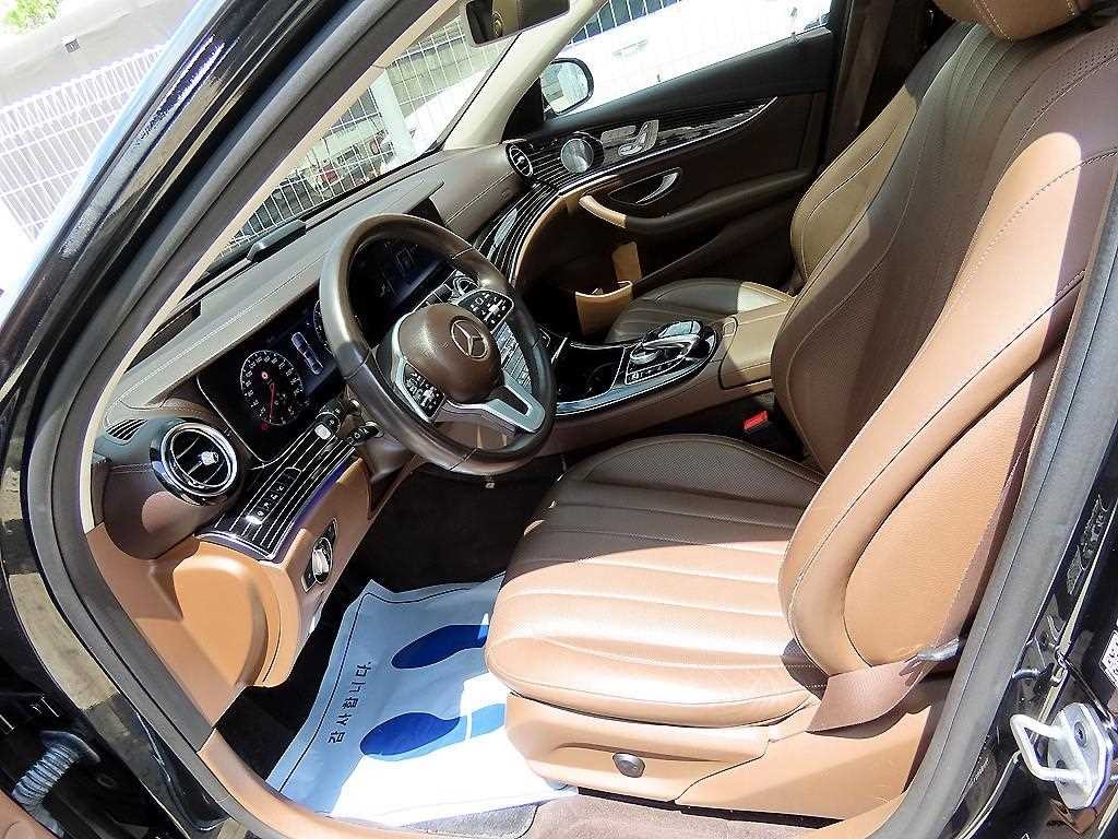 벤츠 E 클래스 E-클래스 W213 E450 4MATIC 익스클루시브 이미지 5