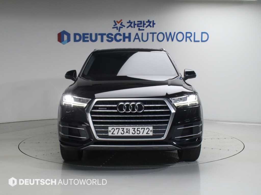 아우디 Q7 Q7 (4M) 45 TFSI 콰트로 이미지 1