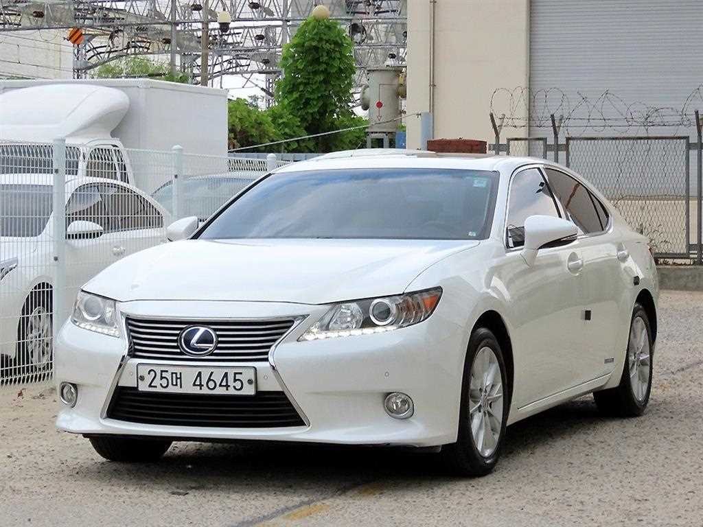 렉서스 ES 뉴ES300h 이그제큐티브 이미지 2