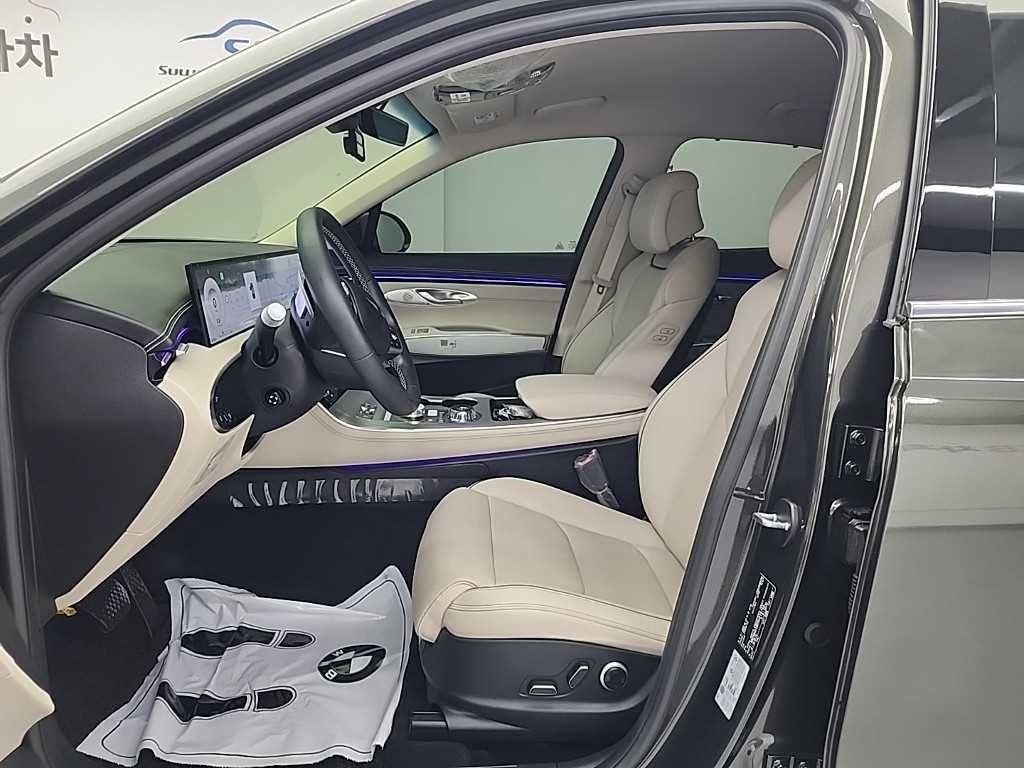 제네시스 GV70 2.5T 가솔린 AWD 기본형 이미지 11