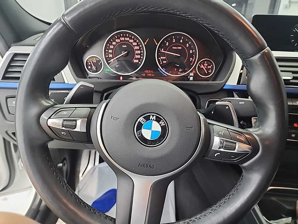BMW 3시리즈 3시리즈 (F30) 320i M 스포츠 이미지 10