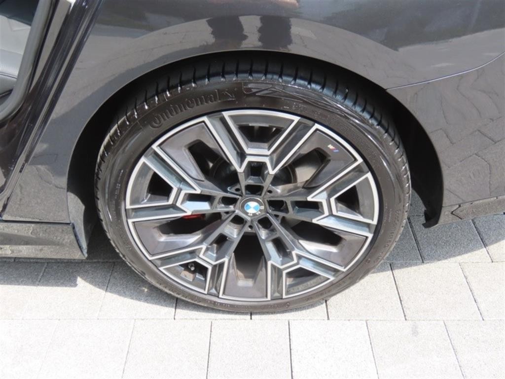 BMW 5시리즈 5시리즈 (G60) 530i xDrive M 스포츠 프로 스페셜 에디션 이미지 17