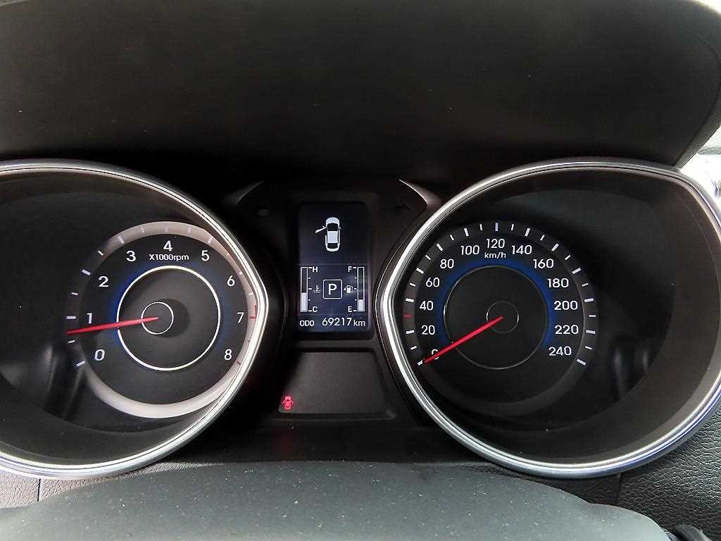 현대 아반떼 더 뉴 아반떼 1.6 GDI 스마트 기본형 이미지 9