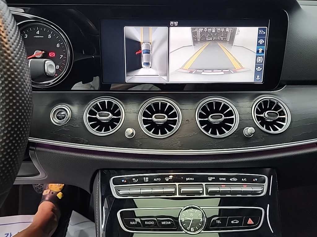 벤츠 E 클래스 E-클래스 W213 E200 아방가르드 이미지 10